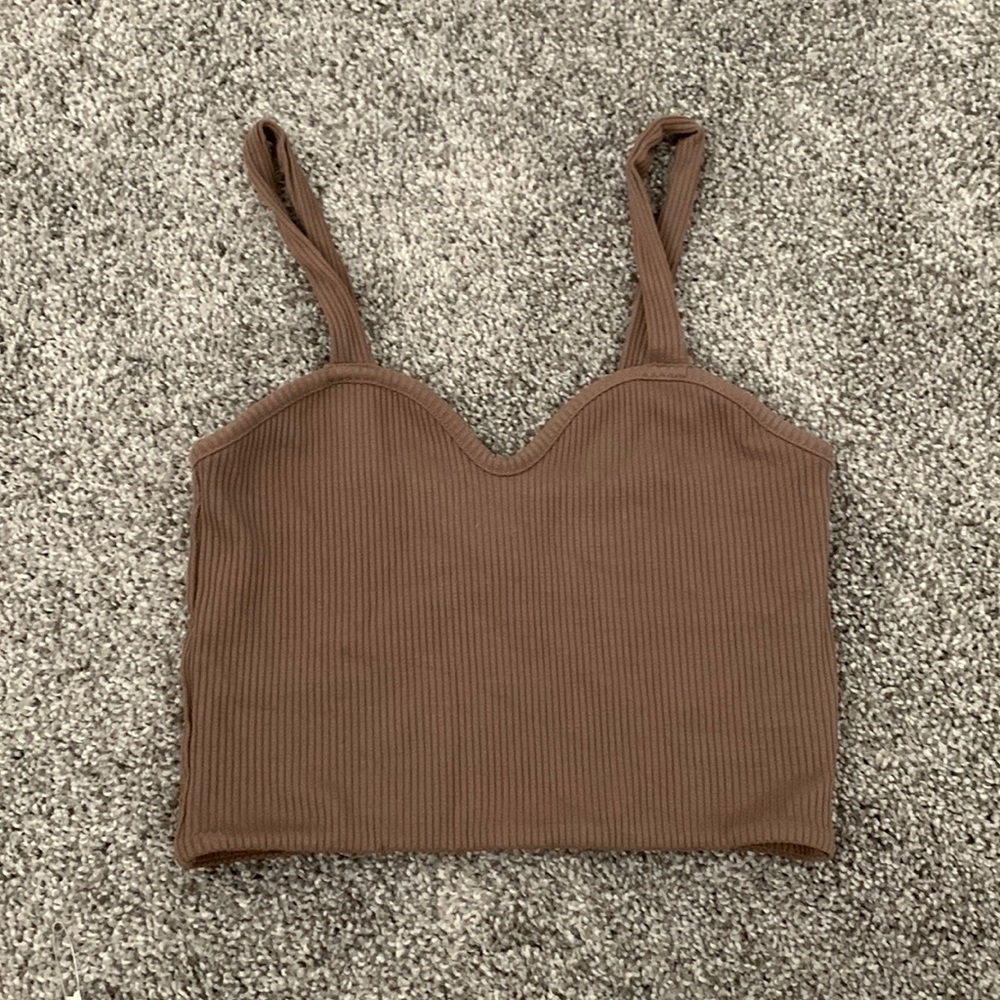Brown cropped tank